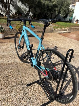 Bicicleta carretera eléctrica Wilier Cento 1 H