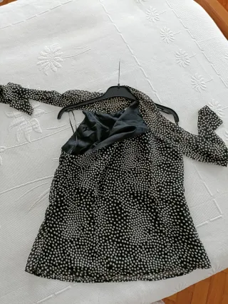 Blusón negro lunares halter lazo