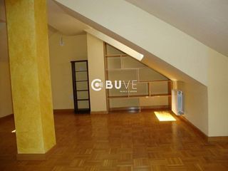 Casa adosada en venta en Trobajo del Camino en San Andrés del Rabanedo