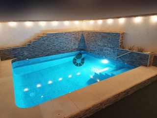 Casa adosada en venta en Almensilla