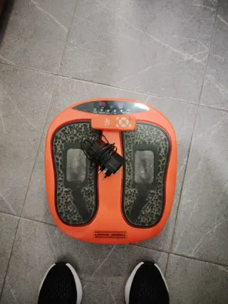 Máquina vibratoria para pies y piernas