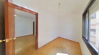 Piso en venta en Les Planes en Hospitalet de Llobregat, L´