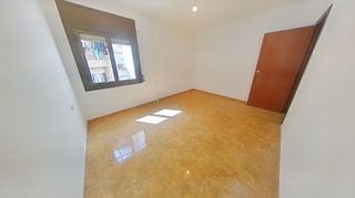 Piso en venta en Les Planes en Hospitalet de Llobregat, L´