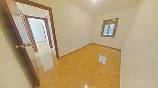 Piso en venta en Les Planes en Hospitalet de Llobregat, L´