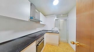 Piso en venta en Les Planes en Hospitalet de Llobregat, L´