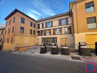 Piso en venta en Casco Antiguo en León