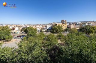 Piso en venta en Campus de la Salud en Granada
