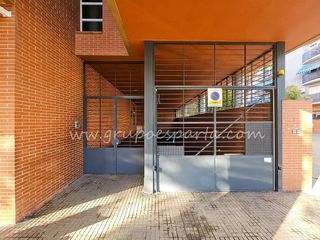 Piso en venta en Colores - Entreparques en Sevilla