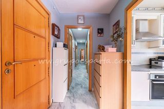 Piso en venta en Colores - Entreparques en Sevilla