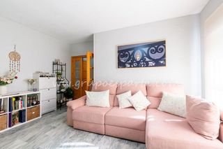 Piso en venta en Colores - Entreparques en Sevilla