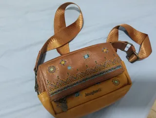 Bolso Desigual marrón y multicolor bordado