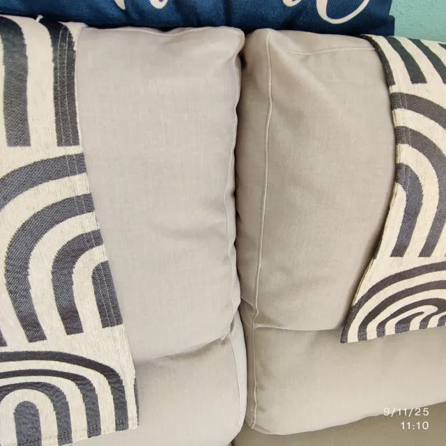 Sofá 3 plazas beige y gris URGE!