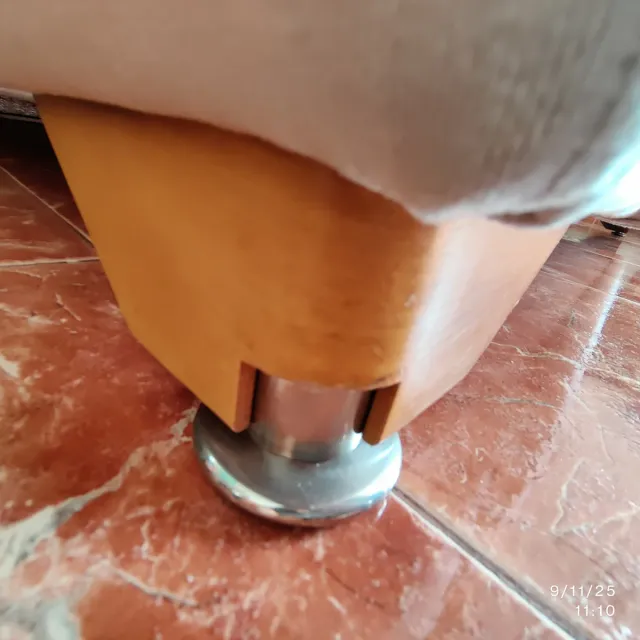 Sofá 3 plazas beige y gris URGE!