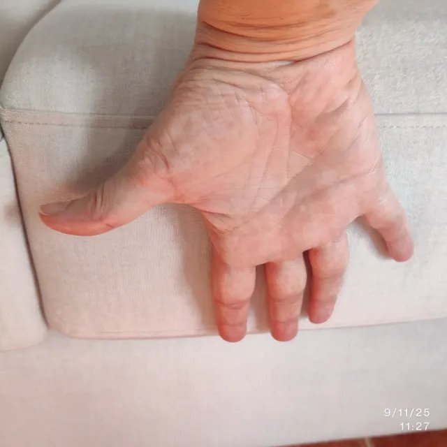 Sofá 3 plazas beige y gris URGE!