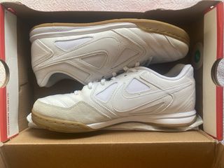 Nike Gato Blancas Talla 43