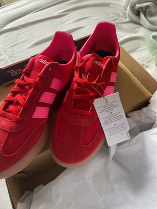 Zapatillas Adidas  Nuevas con etiqueta