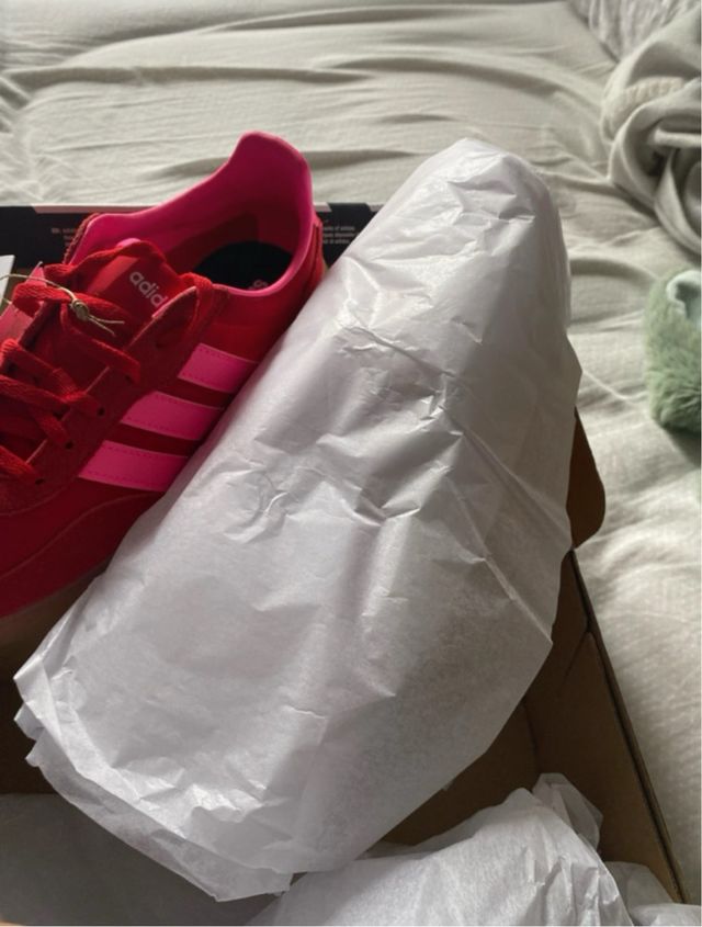 Zapatillas Adidas  Nuevas con etiqueta