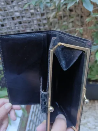 Bolso de mano piel serpiente negro