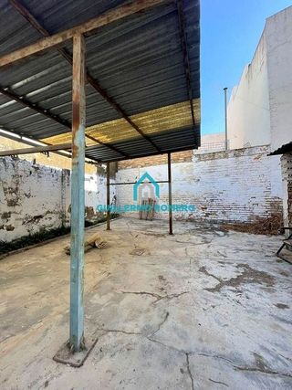 Chalet en venta en Coria del Río