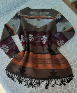 Jersey estampado étnico con flecos