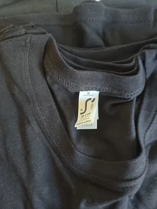 7 Camisetas negras talla XL