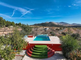 Casa rural en venta en Algueña