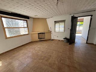 Chalet en venta en Algorós - El Derramador en Elche