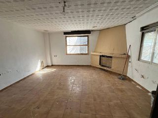 Chalet en venta en Algorós - El Derramador en Elche