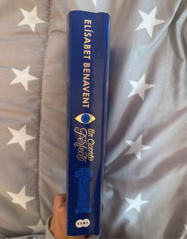 Un cuento perfecto / A Perfect Short Story (Spa...