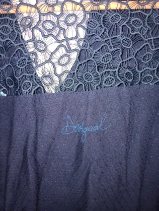 Blusón Desigual bordado Talla M