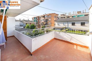 Casa adosada en venta en Atarfe