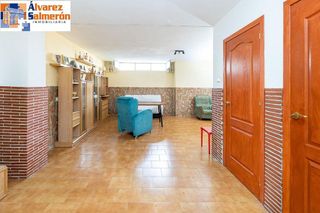 Casa adosada en venta en Atarfe