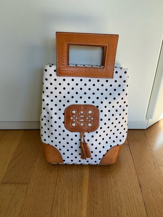 Bolso de mano estilo andaluz