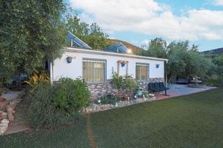 Cortijo en venta en Barrio de la Vega en Monachil