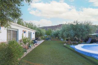 Cortijo en venta en Barrio de la Vega en Monachil