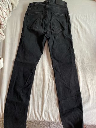 Pantalones vaqueros negros