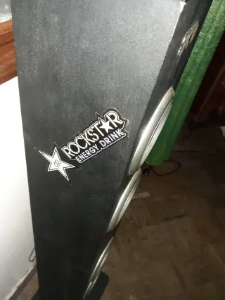 Altavoz Torre SPC Negro no enciende.ver leer