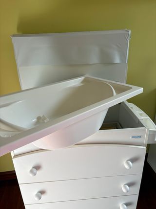 Cambiador bebé Micuna con 4 cajones