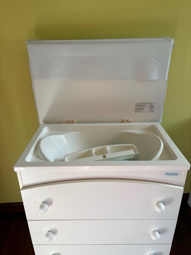 Cambiador bebé Micuna con 4 cajones