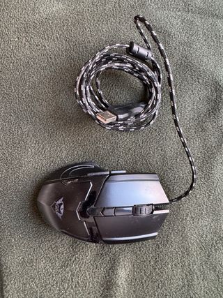 Pantalla Acer P194W Negra y otros accesorios