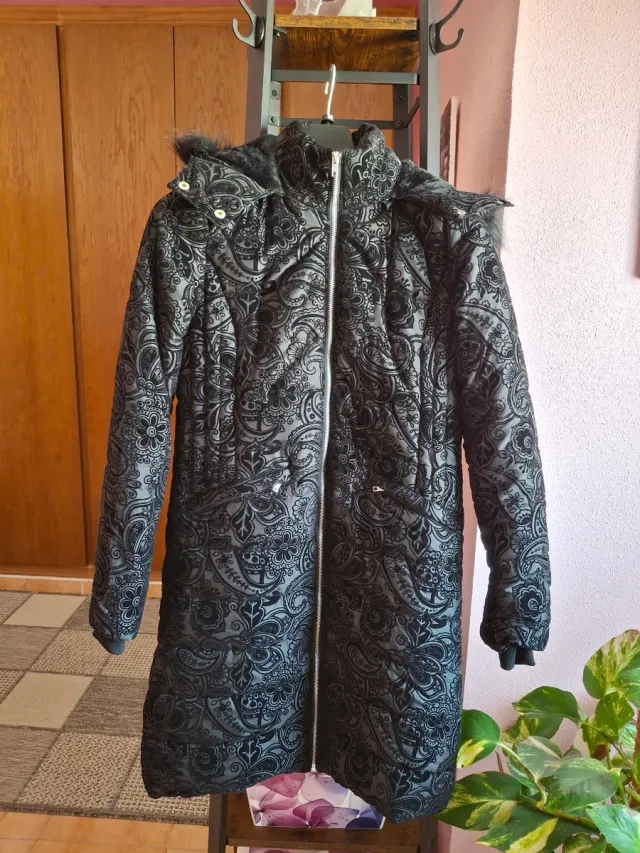 Abrigo largo estampado paisley