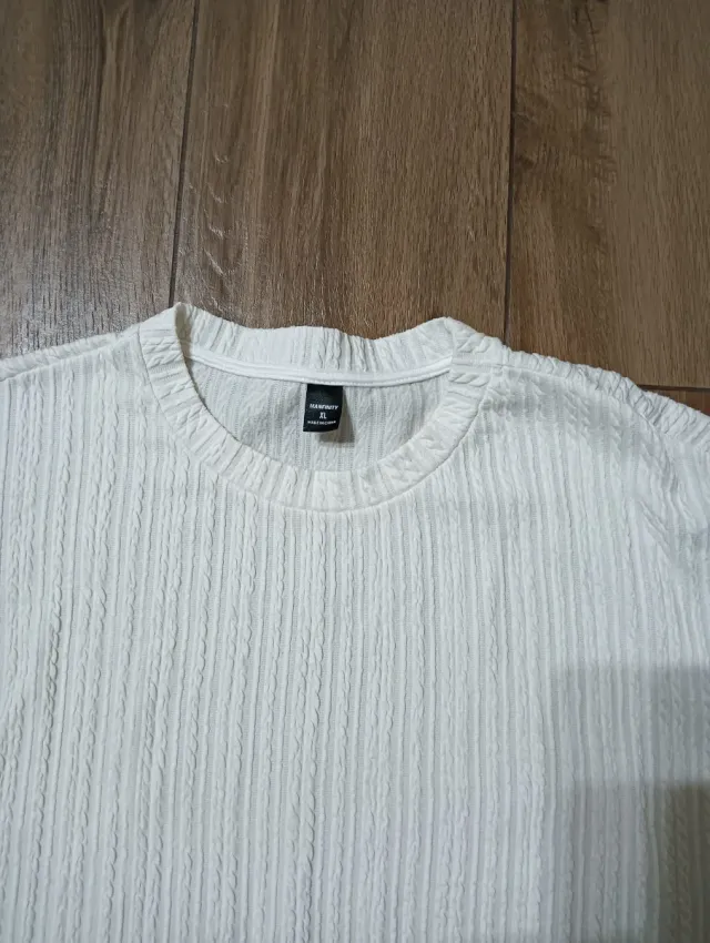 Conjunto SHEIN blanco camiseta y shorts