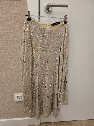 Vestido lentejuelas dorado manga larga