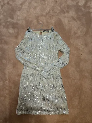 Vestido lentejuelas dorado manga larga