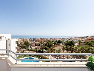 Piso en venta en Cotomar - Urbanizaciones en Rincón de la Victoria