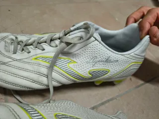 Scarpe da calcio Joma Aguila bianche e gialle