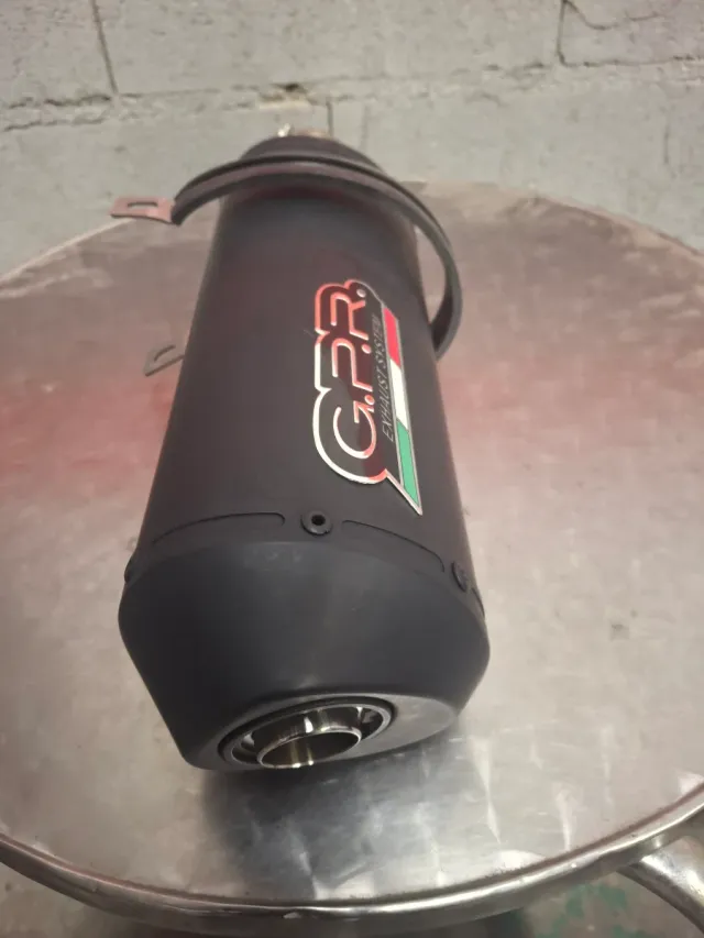 Tubo de escape GPR Suzuki
