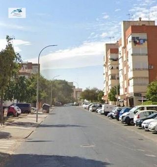 Piso en venta en La Orden en Huelva