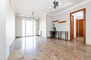 Piso en venta en Almanjáyar en Granada