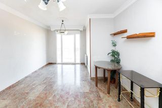 Piso en venta en Almanjáyar en Granada